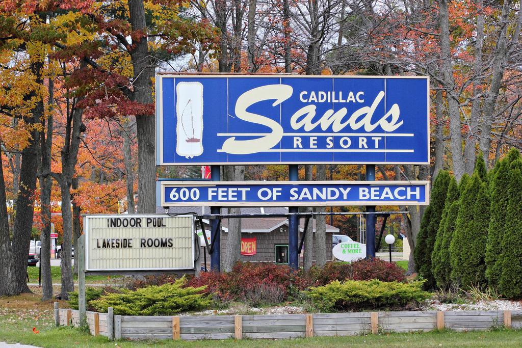 Cadillac Sands Resort Екстериор снимка
