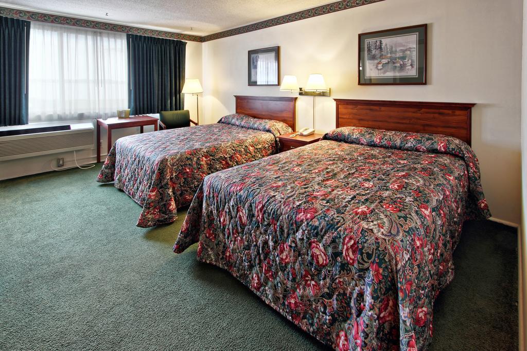 Cadillac Sands Resort Стая снимка