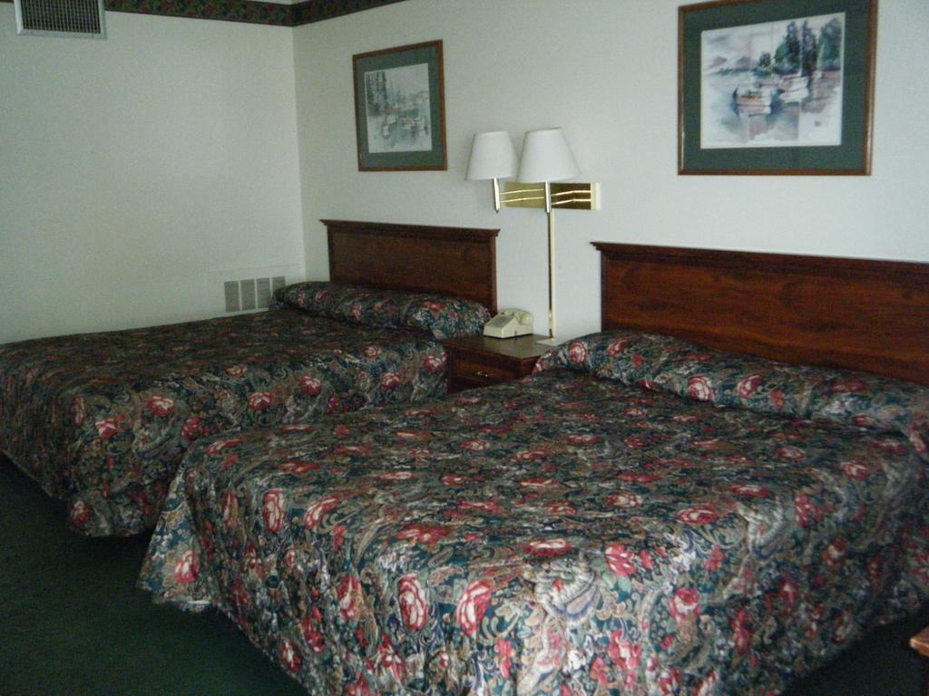 Cadillac Sands Resort Стая снимка