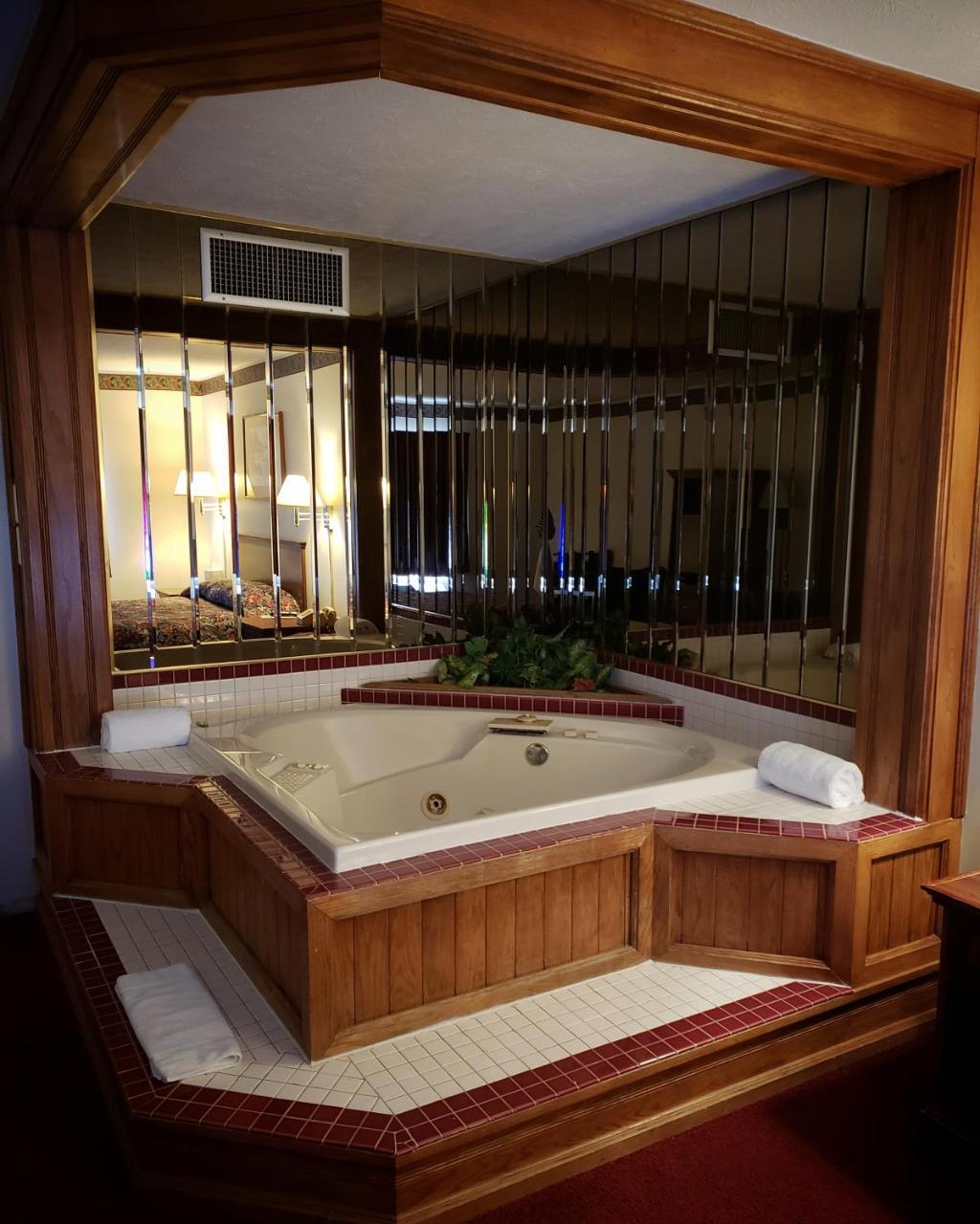 Cadillac Sands Resort Екстериор снимка